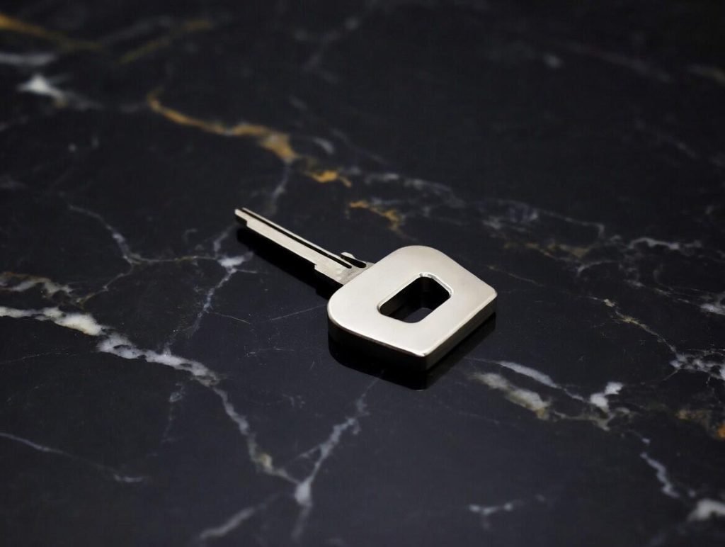 Key 22 91x Titanium Key - Porsche - P1 | 47point9